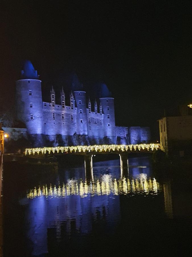 Aux Lits Du Canal Josselin Eksteriør bilde
